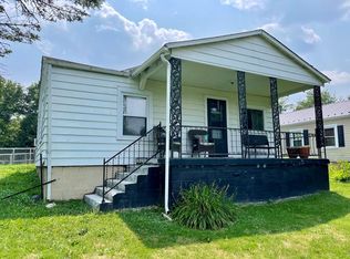 2950 Mount Olivet Rd, Pulaski, VA 24301