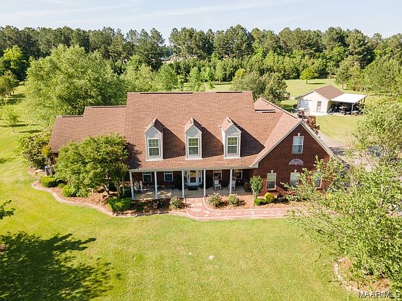 3rd image of 303 Foxchase Dr
