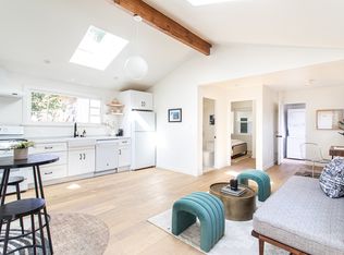 125 Hackett Pl, Los Angeles, CA 90042