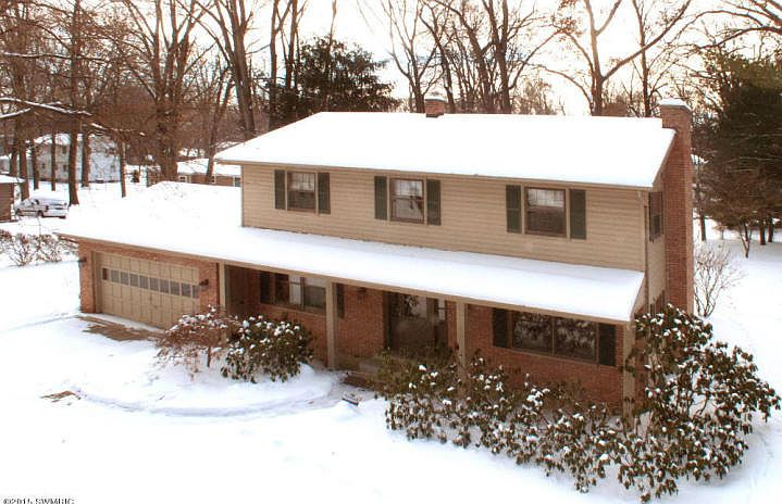 1st image of 468 E Hamilton Ln