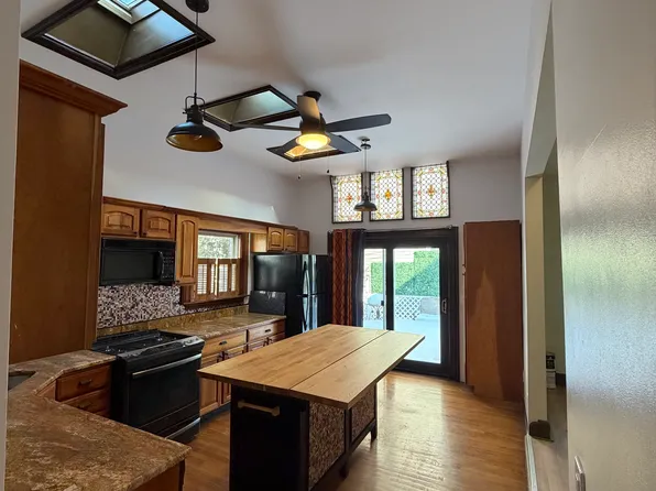 18 Spring Garden St, Dorchester, MA 02125