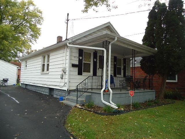 1st image of 972 Bradley Ave