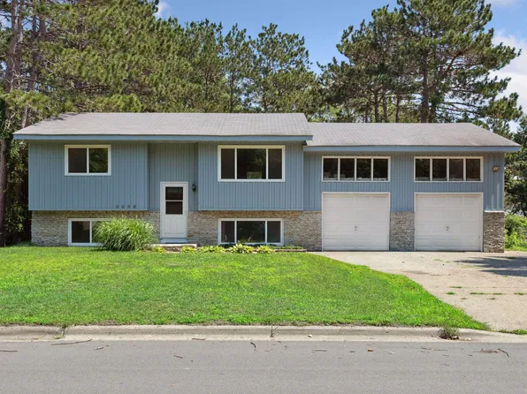 4608 Carolyn Ln, White Bear Lake, MN 55110