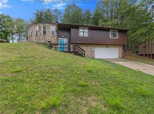 123 Woodbridge Dr, Charleston, WV 25311