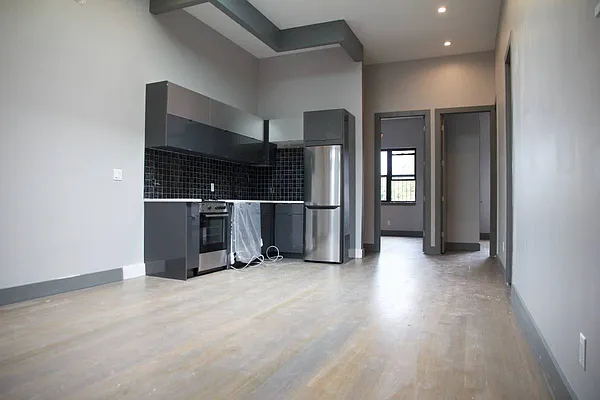 Rented by P Management | media 47