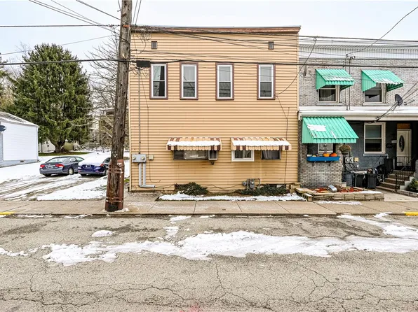 522 Cavitt Ave, Trafford, PA 15085