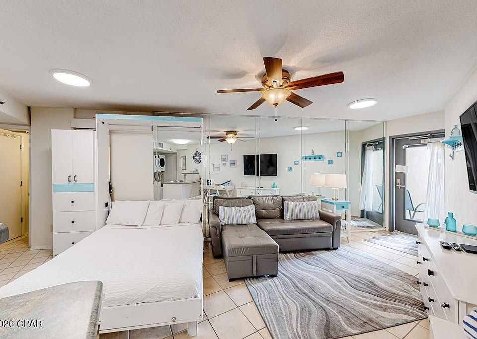 1st image of 4715 Thomas Dr #Cc3