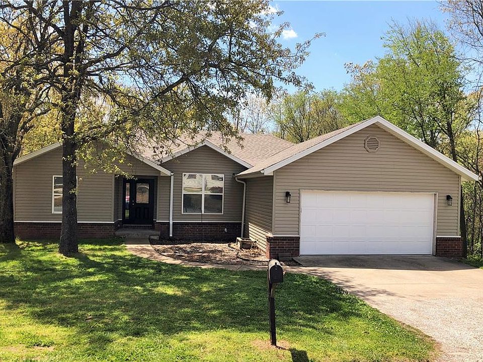 1st image of 3 Cheddar Dr