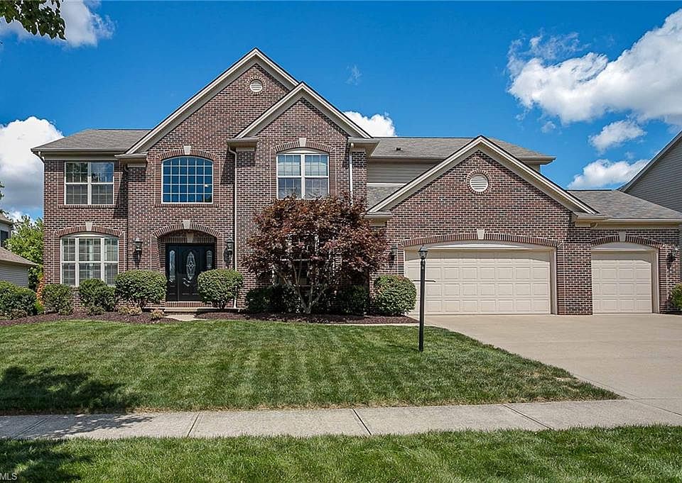 1st image of 20582 Donegal Ln