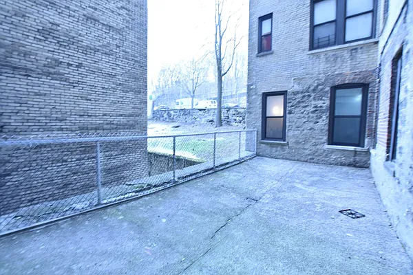 Rented by Bold New York | media 22