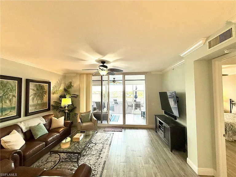 410 Flagship Dr #305 — Photo 10