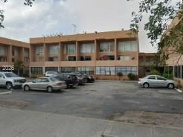 1305 W 46th St APT 221, Hialeah, FL 33012