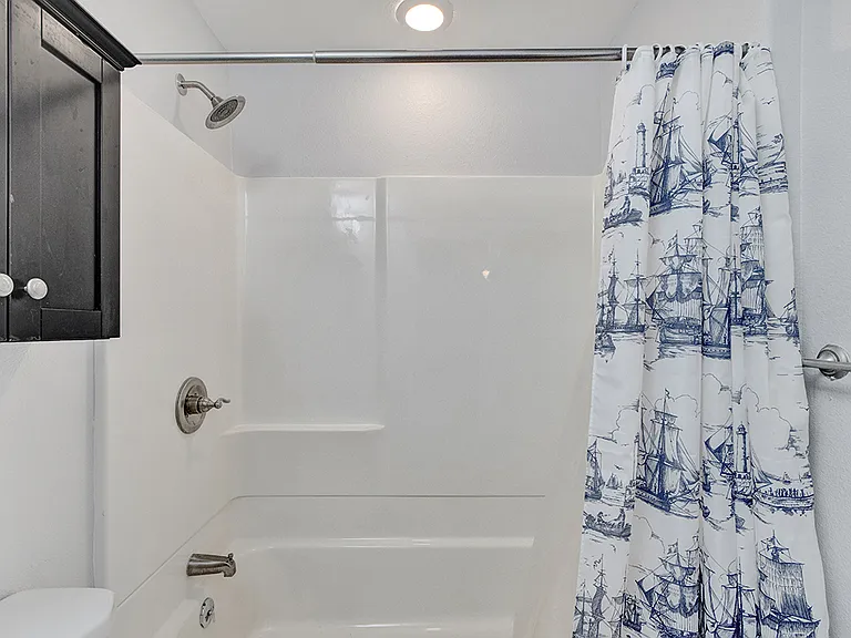 8335 Saint Helena Dr — Photo 38