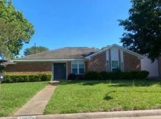 10318 Windriver Dr, Houston, TX 77070