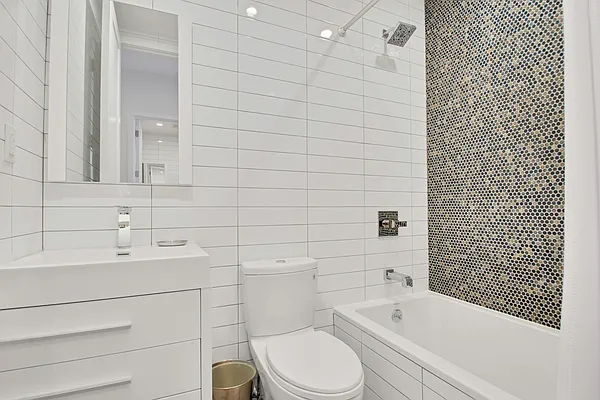 Rented by Douglas Elliman | media 22