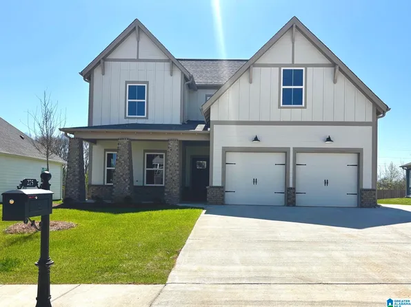 275 Avondale Ln, Pell City, AL 35128