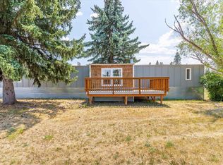 1207 W Paradise Rd, Vashon, WA 99224