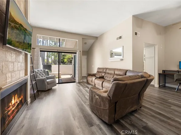 1544 Wavertree Ln, Fullerton, CA 92831