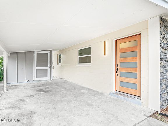 3rd image of 10970 KURALEI Drive