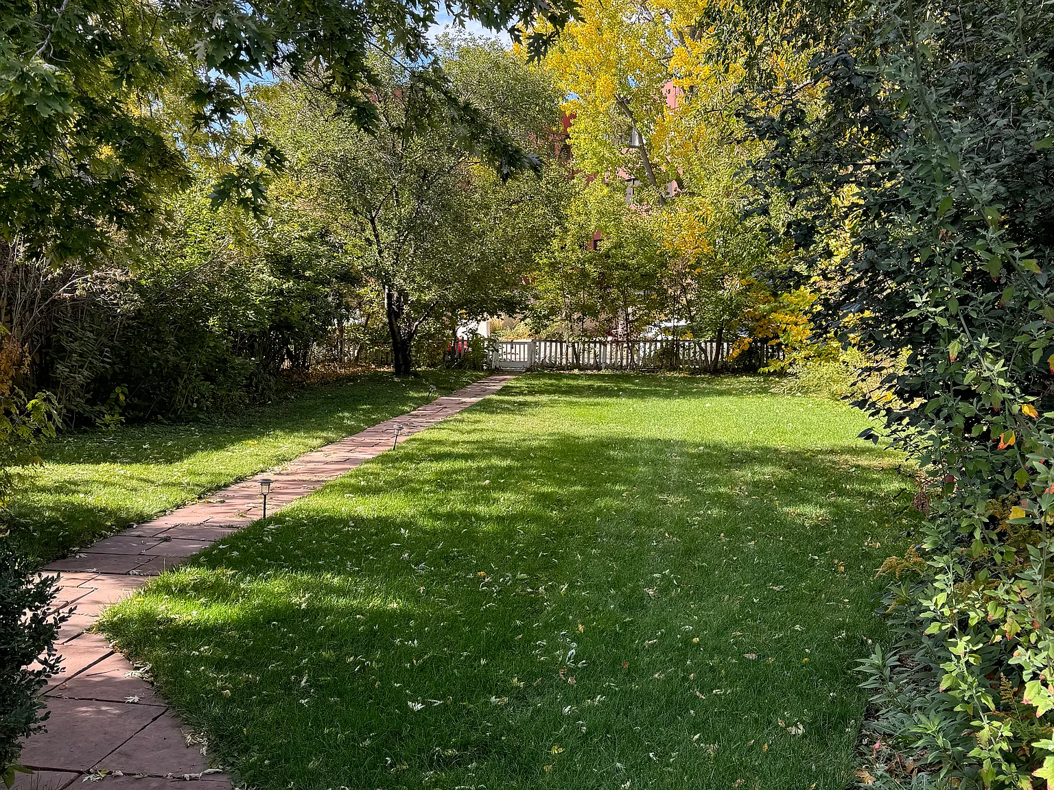 1 bed, 750 sqft, $2,600 — Photo 3