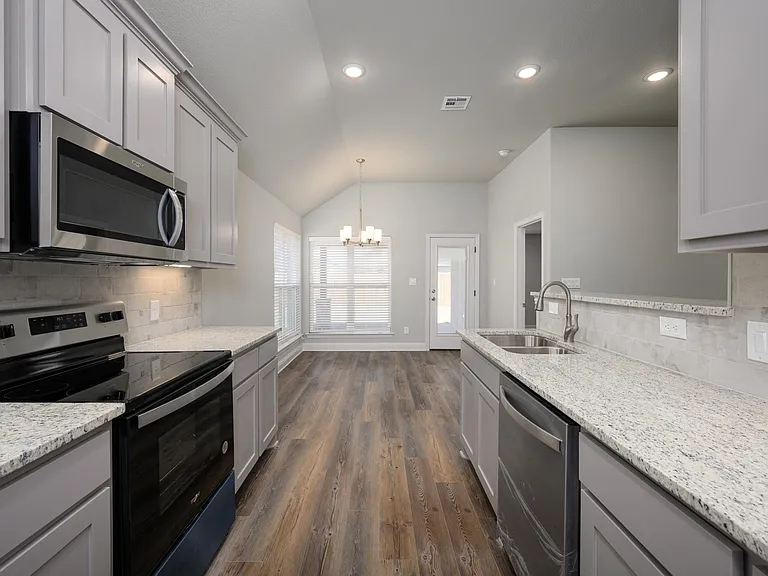 2801 Tulip Dr — Photo 14