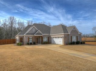 1781 Morning Glory Dr, Opelika, AL 36801