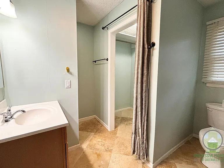109 Buist Ave — Photo 13