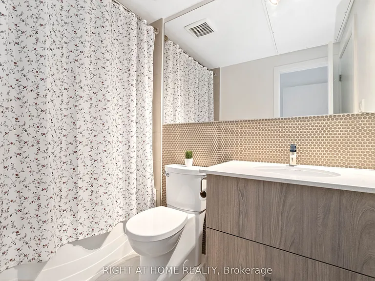 22 Perkins St #305 — Photo 13