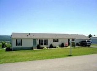 106 Braddock Rd, Smithfield, PA 15478