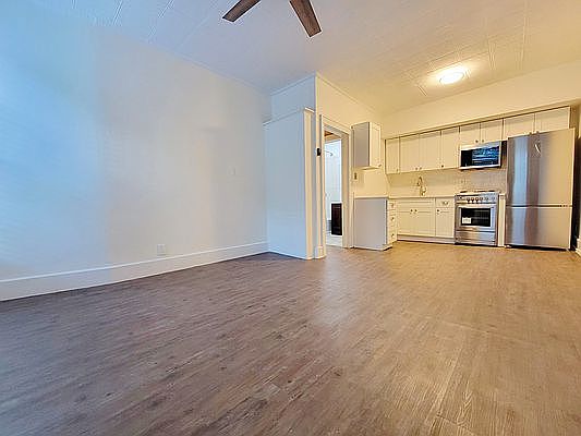 2nd image of 176 Meserole St #3F