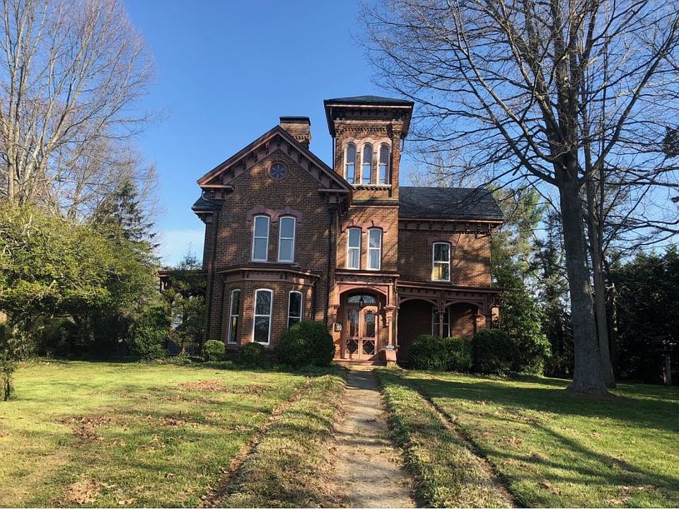 1st image of 306 College W