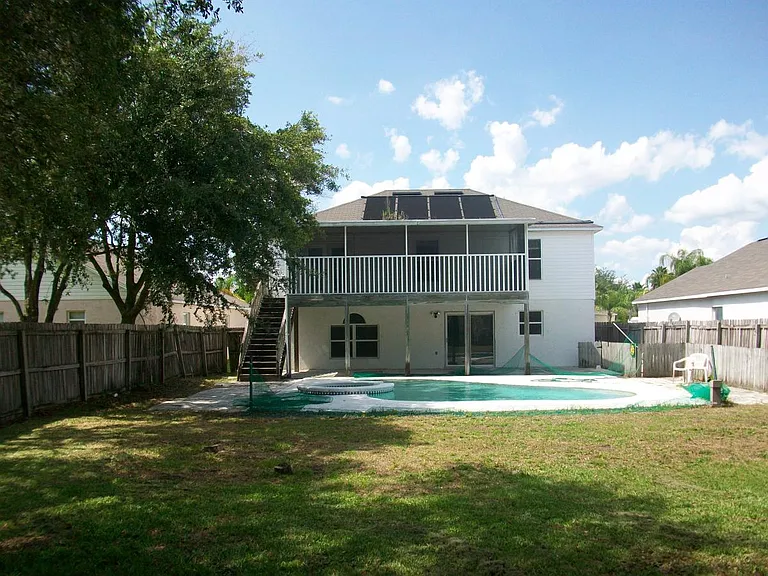4126 Iveyglen Ave — Photo 2