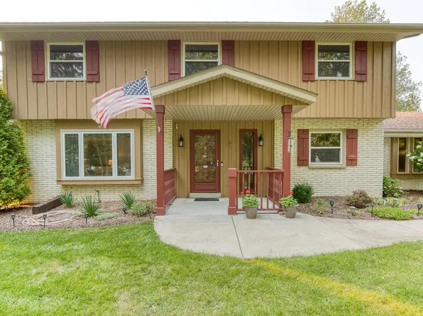 S64W12622 Tennyson LANE, Muskego, WI 53150