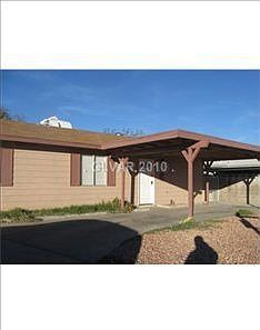 2nd image of 4660 Bennett Dr