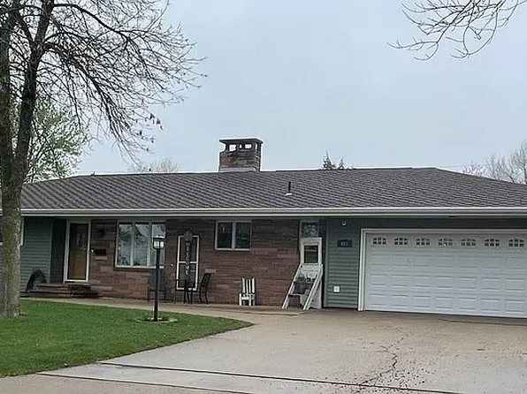 403 Austin St, Rockwell City, IA 50579