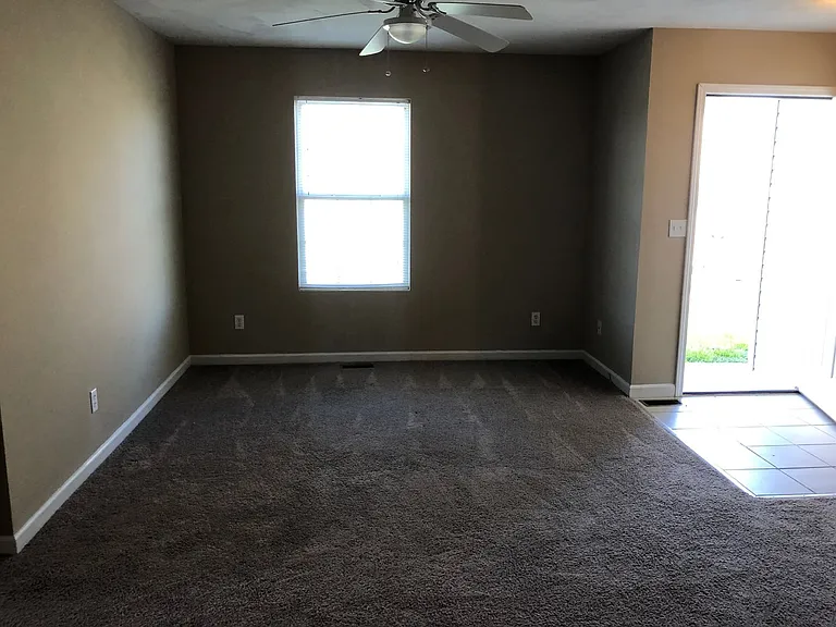 1651 W Kole Dr #B — Photo 6