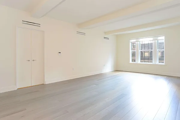 Rented by Compass | media 23