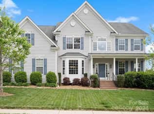 1203 Kingsford Ct, Matthews, NC 28104