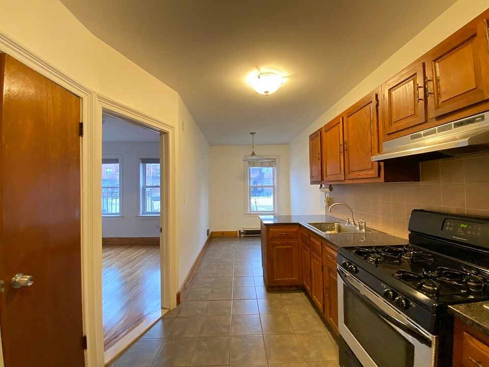 1st image of 34-20 Crescent St #1F