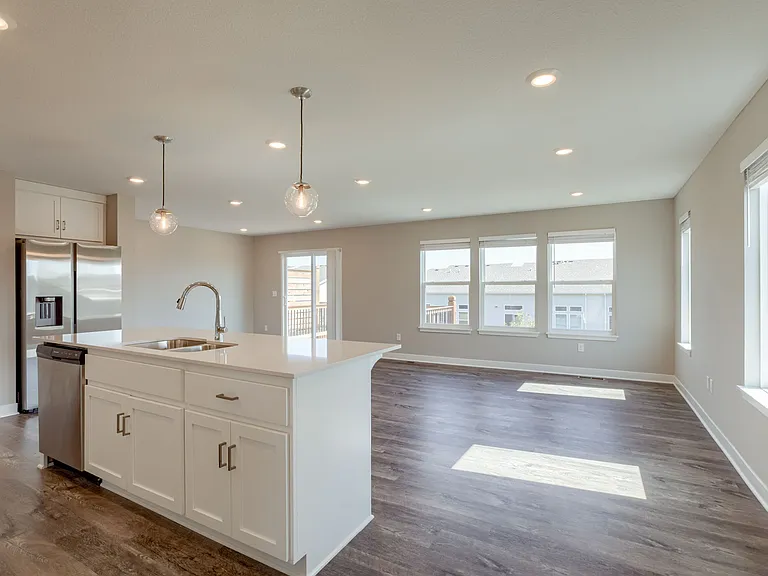 3717 SW Knoxville Ct — Photo 3