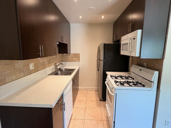 18605 Clark St #20