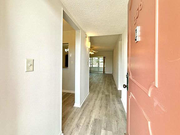 5th image of 770 Lori Drive #256