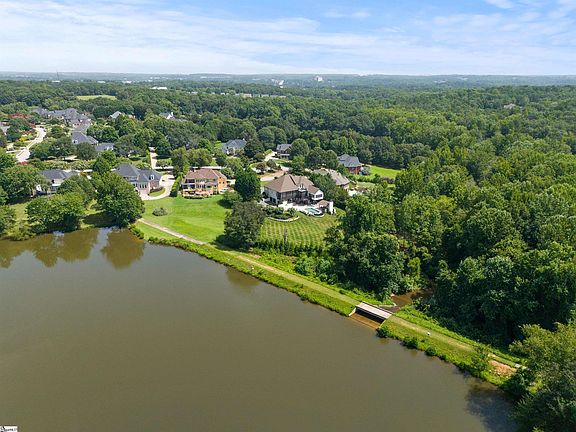 3rd image of 316 Stonebrook Farm Way