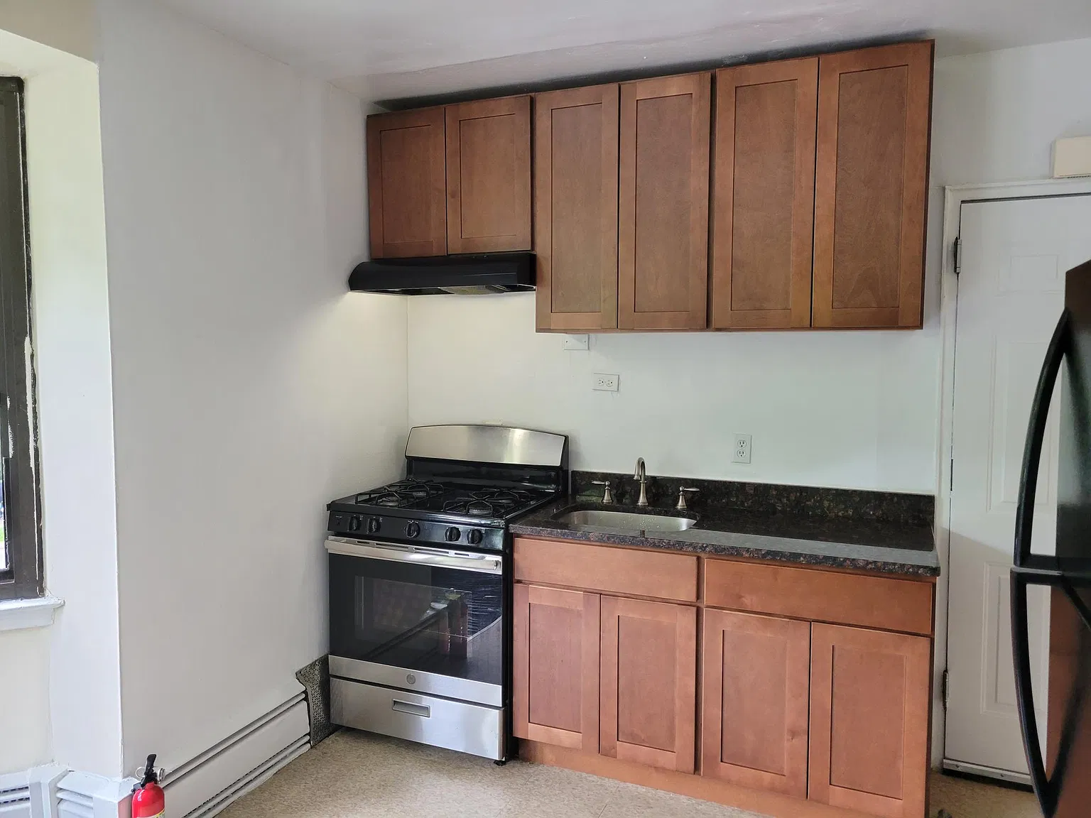 1 bed, $1,275 — Photo 4
