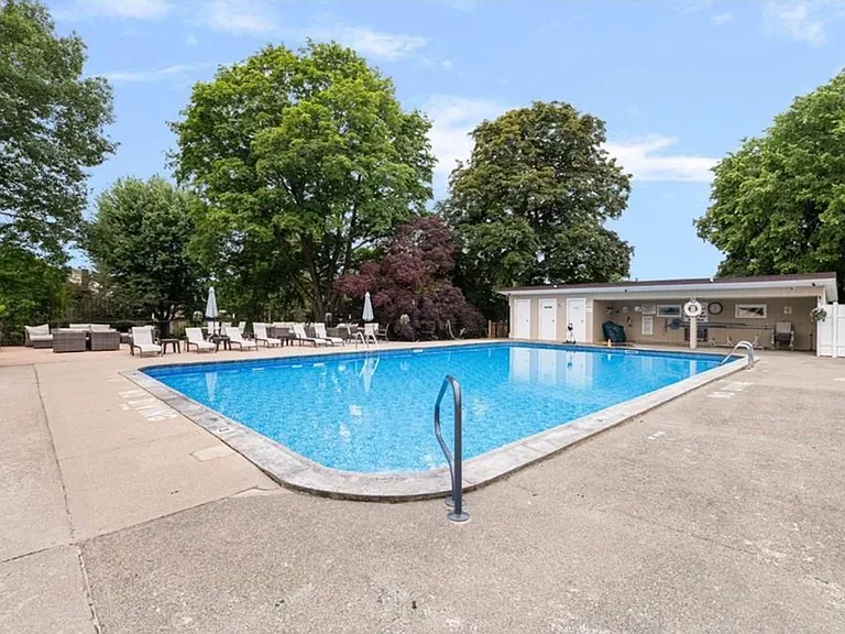 saltwater pool