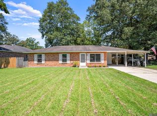 17223 Ashton Ave, Greenwell Springs, LA 70739