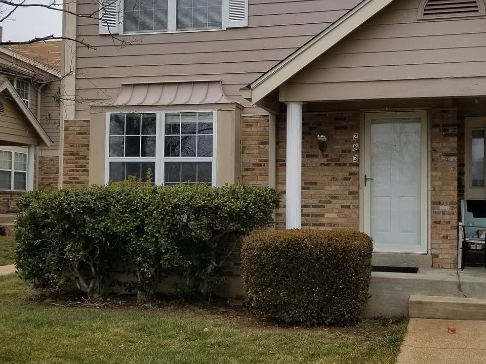 Front (end unit, only 3 units on this building)