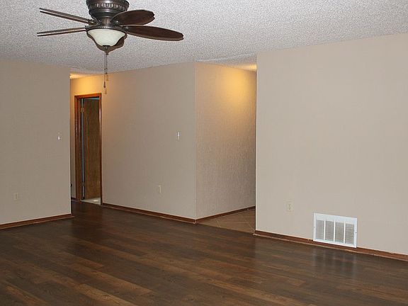 5th image of 1811 NW 76th St