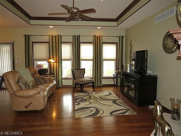 2nd image of 188 Willow Way