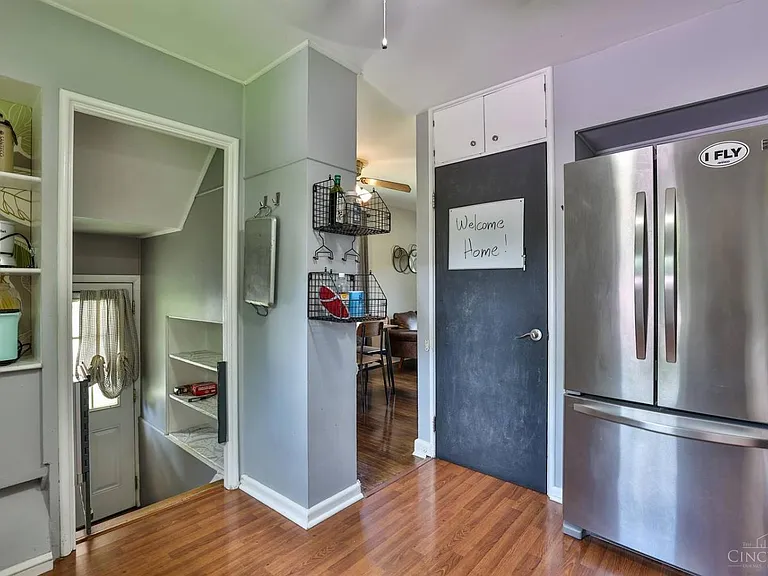 8651 Wicklow Ave — Photo 10